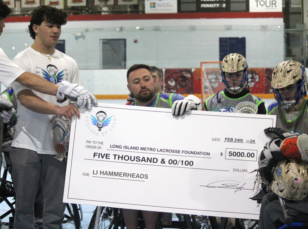 Lacrosse my heart gives $5,000 to wheelchair lacrosse team